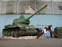 einer der legend�ren T 34 in den Ausstellungshallen des Technik-Museums P�tnitz