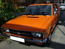 VW K 70 L. 1970 - 1974. Der K 70 war eigentlich eine NSU Konstruktion, die bereits 1969 fertig in den Schubladen der NSU-Ingenieure lag. Das Luxus Modell L war wahlweise mit einem 75 oder 90 PS starken 4-Zylinderreihenmotor mit 1.605 cm lieferbar. Der abgelichtete Wagen wurde noch nie restauriert und hat erst ca. 18.000 km Laufleistung. Oldtimertreffen Kokerei Zollverein am 02.09.2012.