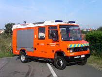 Tanklschfahrzeug Mercedes-Benz 814D Aufbau Rosenbauer der Feuerwehr Koksijde, Aufnahme am 09.09.2006

