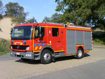 Tanklschfahrzeug Mercedes-Benz Atego 1428F Aufbau Vanassche der Feuerwehr Koksijde LZ Oostduinkerke, Aufnahme am 09.09.2006

