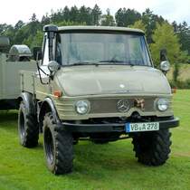Unimog hat per Anhnger einen Schlteroldie zum Schltertreffen am Kirchheimer See gebracht, September 2012