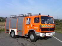 Tanklschfahrzeug Renault GB 191 Aufbau Rosenbauer Belgium der Feuerwehr Koksijde, Aufnahme am 09.09.2006