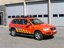 Einsatzleitwagen Volkswagen Touareg 2.5 TDI Inneneinrichtung Autographe der Feuerwehr Veurne, Aufnahme am 09.09.2006