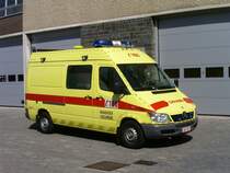 Rettungswagen Mercedes-Benz sprinter 313CDI Inneneinrichtung Binz & Fire Technics der Feuerwehr Veurne, Aufnahme am 09.09.2006