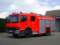 Tanklschfahrzeug Mercedes-Benz Atego 1325F Aufbau Vanassche der Feuerwehr Herenthout, Aufnahme am 07.07.2007