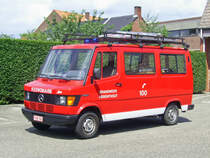 Mehrzweckfahrzeug Mercedes-Benz 210D der FF Herenthout, Aufnahme am 07.07.2007