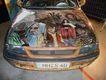 Opel Astra Cabriolet mit  Herr der Ringe  Airbrush, US-Car-Show Grefrath 2011-08-21