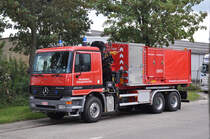 Wechselladerfahrzeug Mercedes-Benz Actros MP1 2635L 6x4 Aufbau Leebur Multilift & Vanassche der Feuerwehr Hoogstraten, Aufnahme am 27.08.2011