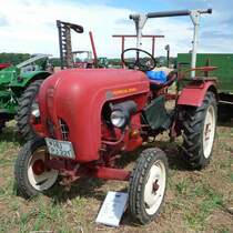 Porsche ist am Baiersrder Hof ausgestellt, August 2012