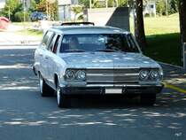 Old Car Festival Aarburg -  Chevrolet Kombi Deluxe unterwegs in Aarburg am 08.09.2012