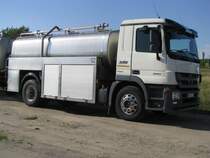 Milchtankwagen MB 1844 -Actros- der Firma  HANSANO  aus Frankfurt/Oder (FF) Grevesmhlen [09.09.2012]