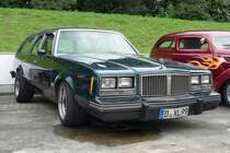 Pontiac Bonneville Station Wagon, US-Car-Show Grefrath 2011-08-21 