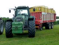 Fendt mit Pttinger-Ladewagen ist Gast beim Schltertreffen am Kirchheimer See, September 2012

