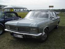 Limuosine Opel 2,8 S  ADMIRAL  aus dem Landkreis Barnim (BAR) beim Ostfahrzeug-Treffen Finowfurt [24.04.2010]
