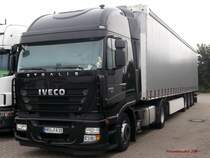 Iveco Stralis 450 EEv, aufgenommen in Rostock am 29.7.2012