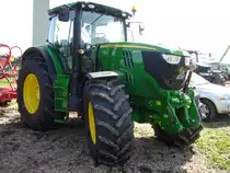 John Deere 6170R. Der 6.8L Dieselmotor leistet 200 PS. Traktor Pulling der M�lheimer Landjugend am 16.09.2012.