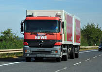 MB Actros Hngerzug von REWE bei Heimerzheim - 22.08.2012