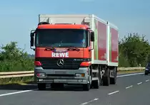 MB Actros H�ngerzug von REWE bei Heimerzheim - 22.08.2012