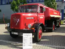 Tanksattelzug Henschel HS 100 aus dem Landkreis Stade (STD), Baujahr 1960, gesehen beim Oldtimer-Event des T�V Nord, Hamburg [16.09.2012]
