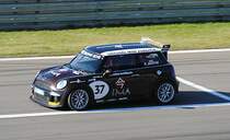Mitzieher von R. Martin bei der Mini Trophy am 16.9.12 auf dem Nrburgring