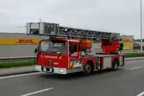 Drehleiter Renault G 280 Aufbau Metz der BF Antwerpen, Reservefahrzeug, beim Umzug in die neue Hauptfeuerwache, Aufnahme am 06.05.2009