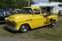 Chevrolet Task Force 3200, der Nachfolger des Advance Design, gebaut 1955-59. US-Car-Show Grefrath 2011-08-21 
