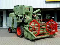 Claas Columbus steht bei der Oldtimerausstellung in Angersbach, September 2012