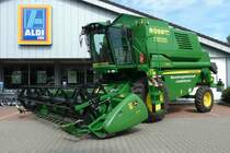 John Deere 1470 steht bei der OLdtimerveranstaltung in Angersbach, September 2012