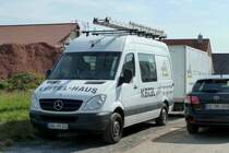 MB Sprinter von  KEITEL-Haus  steht auf einer Baustelle in 36100 Petersberg-Marbach, September 2012