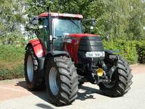 Nicht nur Oldies standen bei der Oldtimeraustellung in Angersbach im September 2012: Case 160 CVX