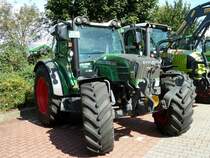 Fendt 211 hat die j�ngere Generation bei der Oldtimerveranstaltung in Angersbach vertreten, September 2012 