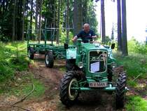 MAN-Ackerdiesel(40PS)absolviert mit Anh�nger den Parkour einer Oldtimerrallye;080622
