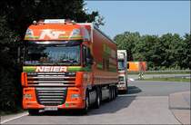 W�hrend der Arbeit gesichtet und in der Freizeit aufgenommen: DAF XF 105.460 der Spedition NEIER aus N�ziders, bei Bludenz, macht Pause auf dem Rasthof Sauerland. (24.06.2008)

