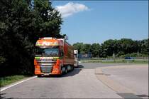 DAF XF 105.460 der Spedition NEIER sonnt sich auf dem Rasthof Sauerland-West. (24.06.2008)

