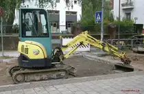 Yanmar ViO 20 bei Arbeiten in der Elisabethstra�e, Rostock 29.9.2012