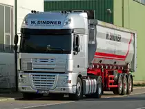 DAF XF 105.460 Kipper der Spedition W. Lindner bei der Pause im N�rnberger Hafengebiet, 24.07.2012