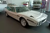 Lamborghini Espada S1, als Zugfahrzeug f�r Wohnwagen, steht im Hymer Museum Bad Waldsee, Aug.2012