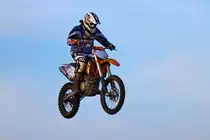 Bei idealen Bedingungen am Wochenende testeten viele Fahrer ihre Crossmaschinen auf der Motocross Strecke Ueckerm�nde. - 20.10.2012
