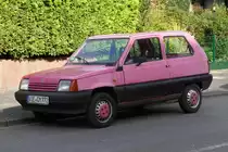 Seat, nicht etwa  a-rosa , sondern  Marbella , gesehen in Vorst am 27.9.12