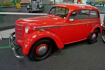 Opel Kadett, Baujahr 1938, 4-Zyl.Motor mit 1073ccm und 23PS, Vmax.98Km/h, erster PKW in Deutschland mit selbsttragender Stahlkarosserie, Hymer Museum, Aug.2012
