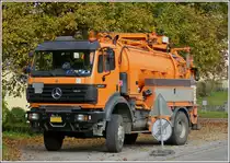  Am 22.10.2012 war dieser Mercedes-Benz 1831 mit Kanalreinigungsaufbau in der n�he einer Baustelle abgestellt. 