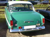 Heckansicht eines Ford Taunus 12M G13. 1959 - 1962. Besucherparkplatz der Historicar Duisburg am 21.10.2012.