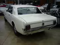 Heckansicht eines 1965´er Ford Mustang Hardtop Coupe. Classic Remise D�sseldorf am 01.11.2012.