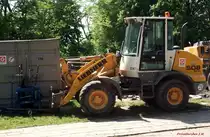 Liebherr 508 Stereo der Fa. Groth, Ecke Grazer u. Linzer Str., Rostock 20.5.2012