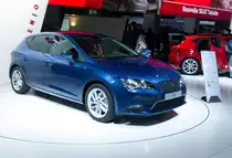 Seat Leon  Nouvelle . Das Auto wurde auf dem Automesse Paris (11.10.2012) fotografiert.