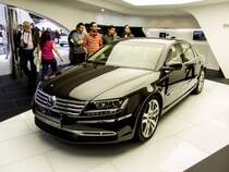 VW Phantom Exclusive Concept. Das Auto wurde auf dem Automesse Paris (11.10.2012) fotografiert.