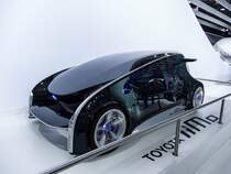 Hier ist einen Concept e-Auto von Toyota (iiMo) zu sehen. (Automesse Paris 11.10.2012)