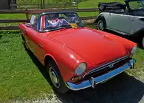 Sunbeam Alpine S5, Baujahr 1967, die englische Firma baute seit 1901 Autos in Serienproduktion, seit 1982 wird der Markenname Sunbeam nicht mehr verwendet, Oldtimertreffen K�rnbach, Aug.2012