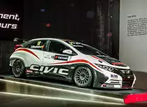 Honda tritt ein ins WTCC mit diesem Civic, die zwei Chaffeuren sind: G. Tarquini und T. Monteiro (Foto: Automesse Paris 11.10.2012)