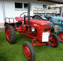 Fahr D90, Baujahr 1956, Diesel-Motor mit 900ccm und 12PS, Schleppertreffen Hausen i.W., Mai 2012